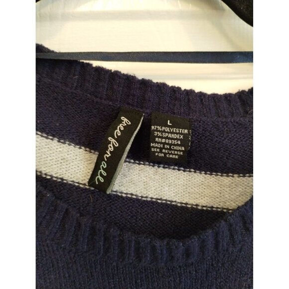 Free For All blue and white strip sweater - Picture 3 of 5